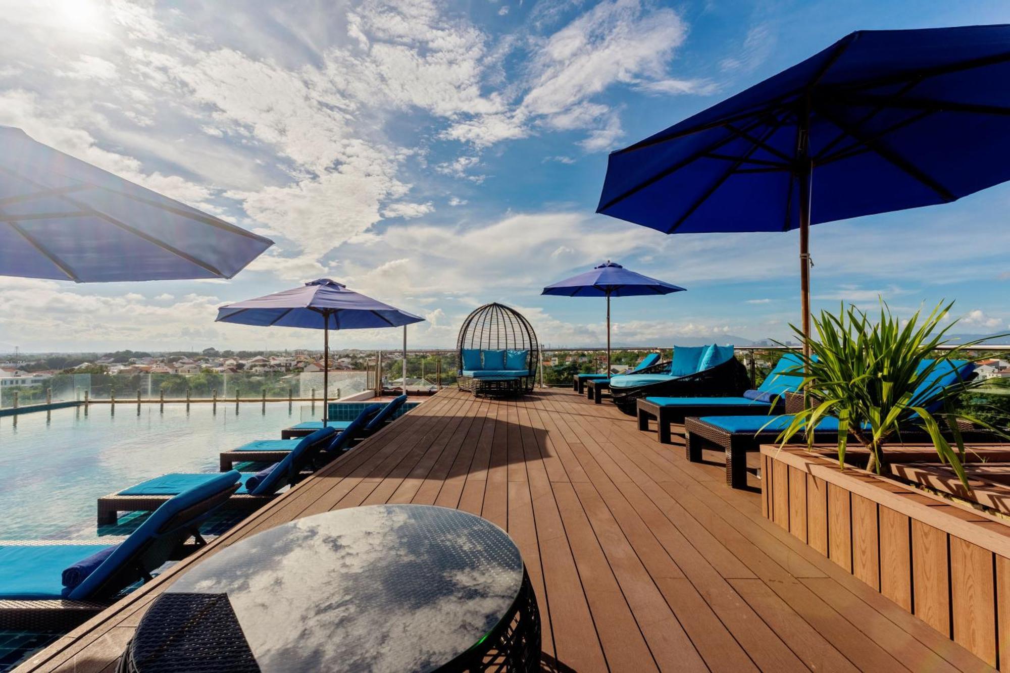 Qualia De Hotel Hoi An - Rooftop Bar City View Exteriér fotografie