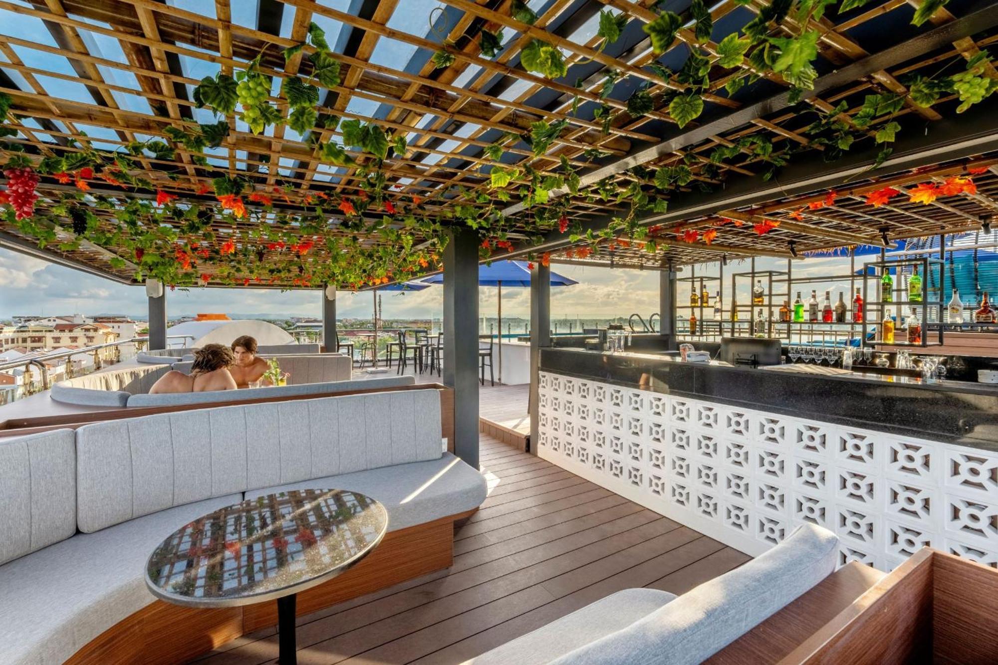 Qualia De Hotel Hoi An - Rooftop Bar City View Exteriér fotografie